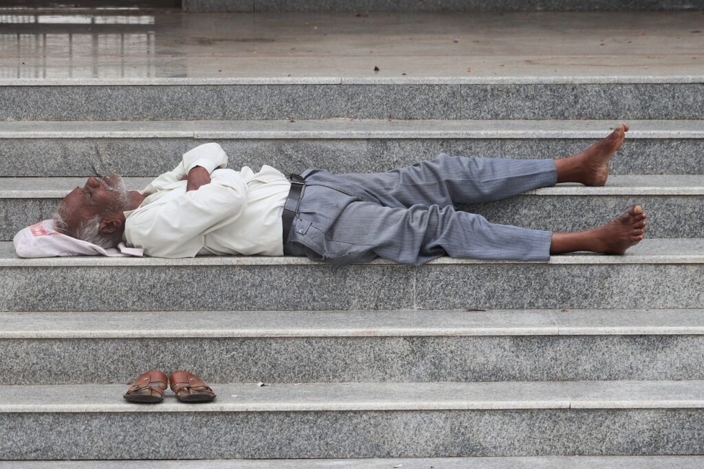 熟年離婚に備える老後の資金はどのくらい必要ですか？