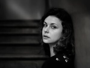 熟年離婚で孤独を感じる時、どう対処すればいい？