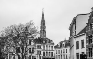 熟年離婚後の都市部での住みやすさはどうなっている？